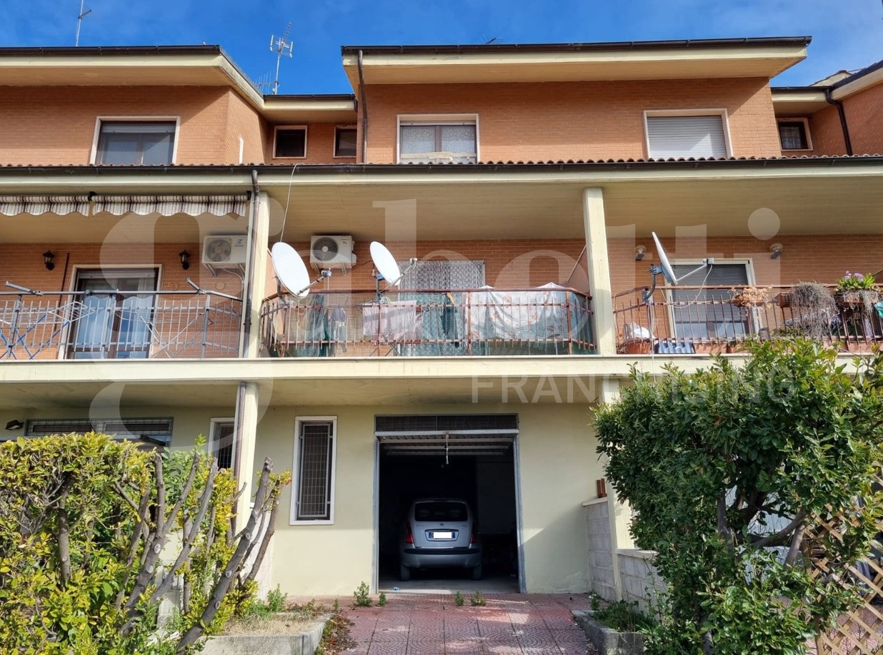 Appartamento in vendita a Poggio Mirteto