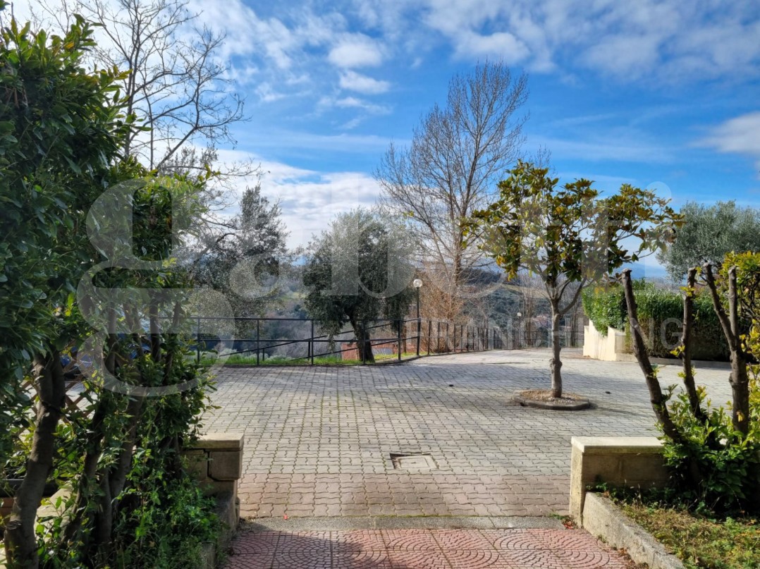 Appartamento in vendita a Poggio Mirteto