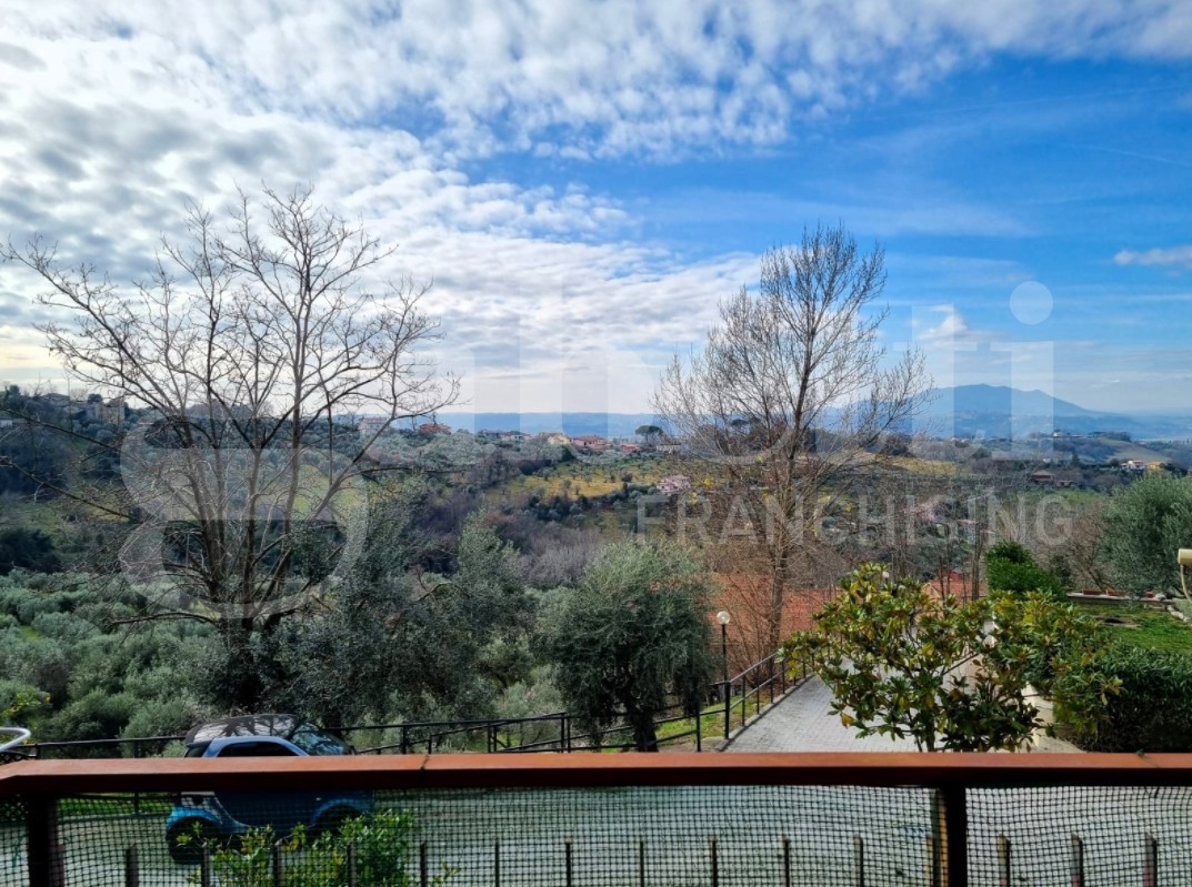 Appartamento in vendita a Poggio Mirteto