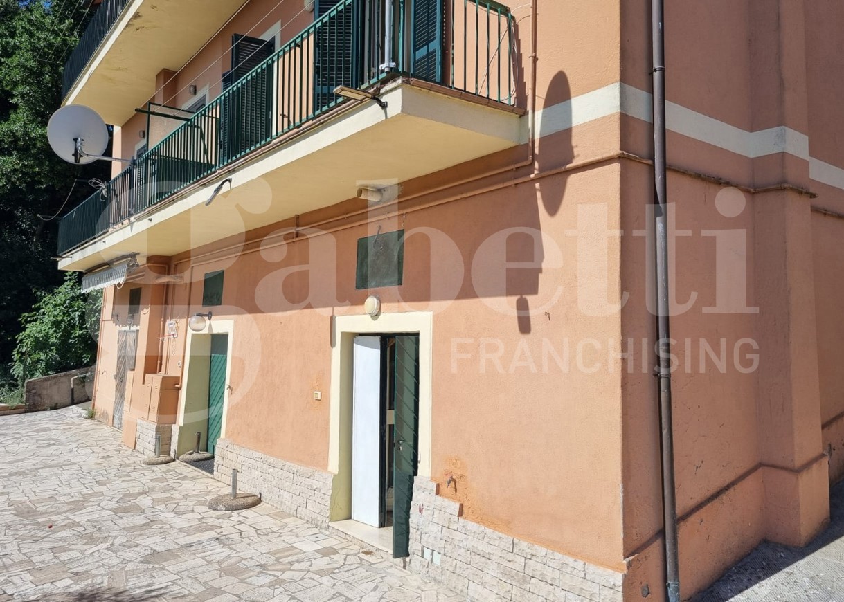 Quadrilocale in vendita a Ponzano Romano