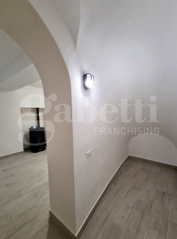 Trilocale arredato in affitto a Ponzano Romano