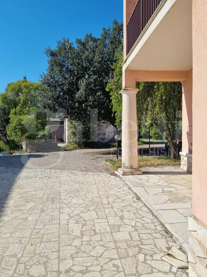Casa indipendente in vendita a Sant'Oreste