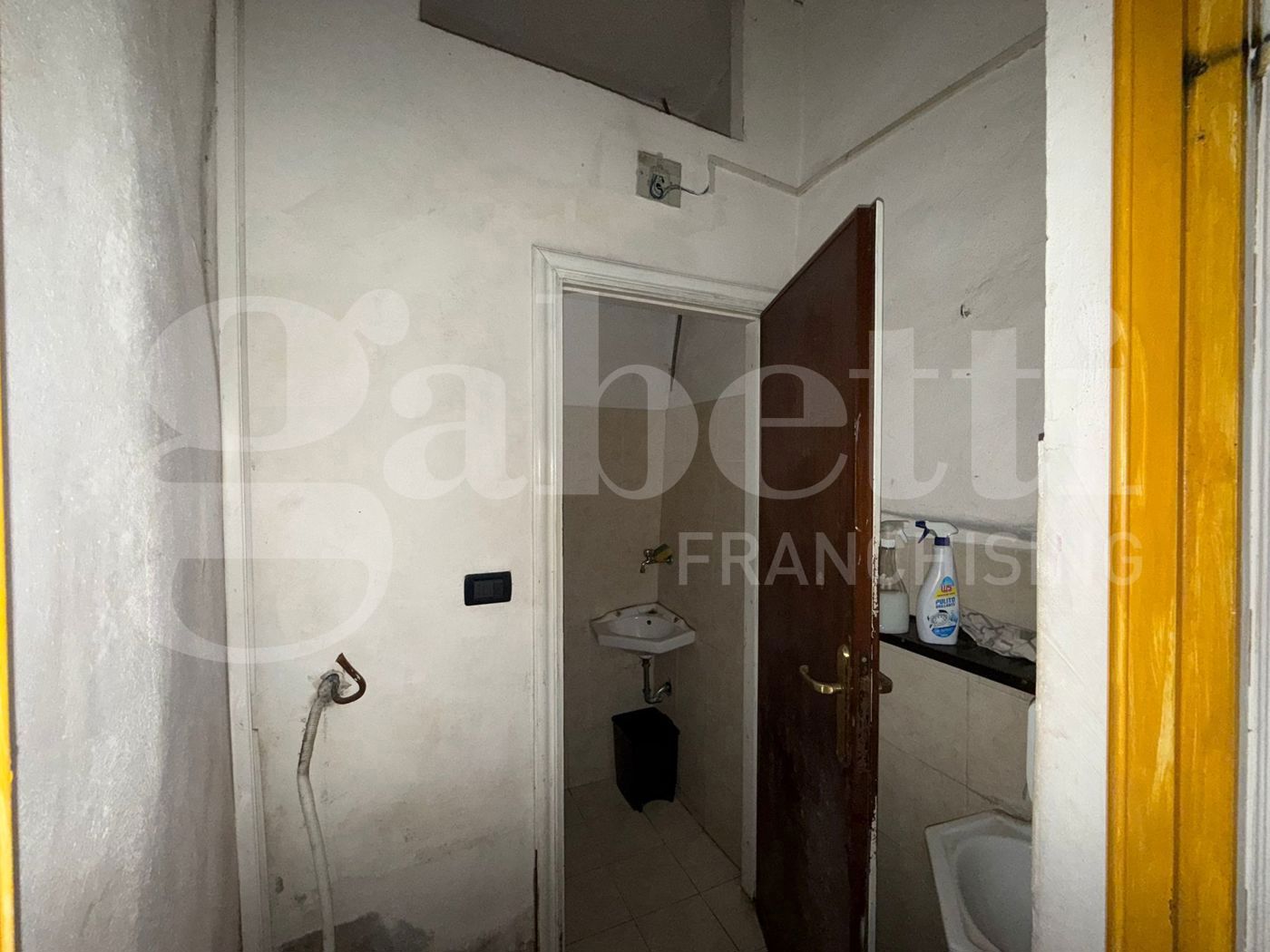 Negozio in affitto a Nettuno