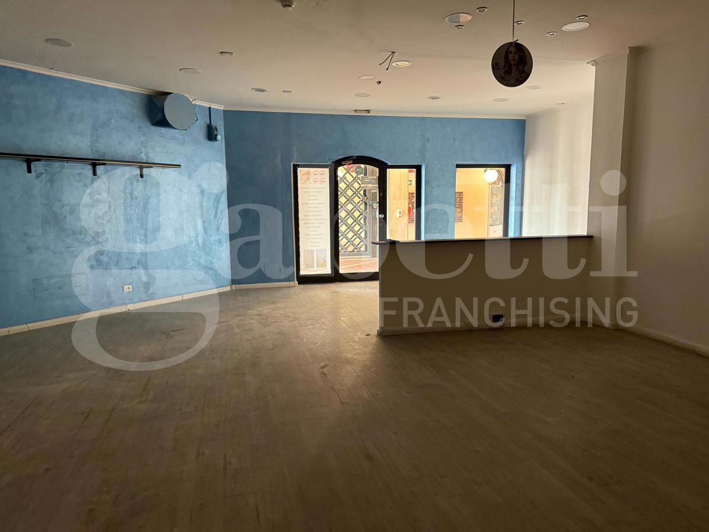 Negozio in vendita a Anzio