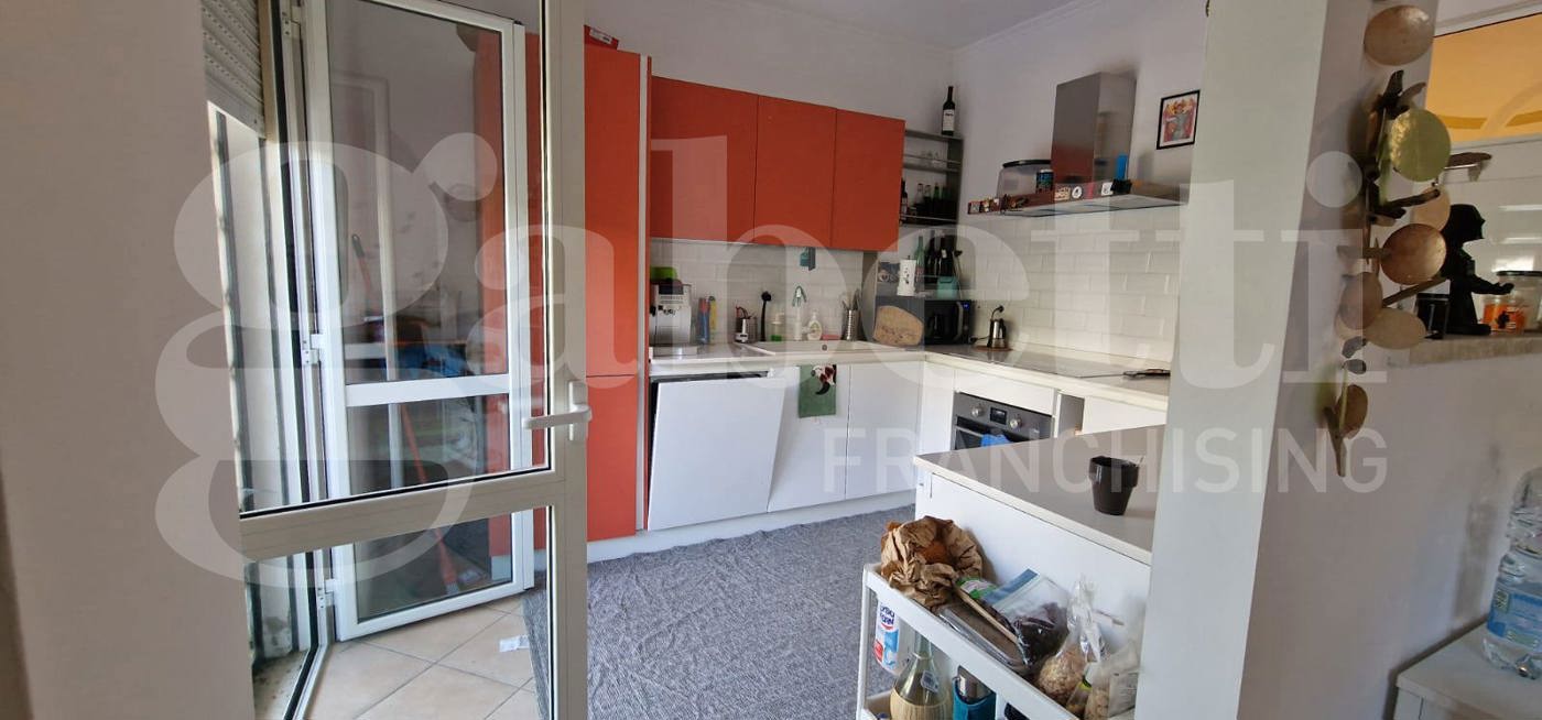 Quadrilocale con giardino a Nettuno