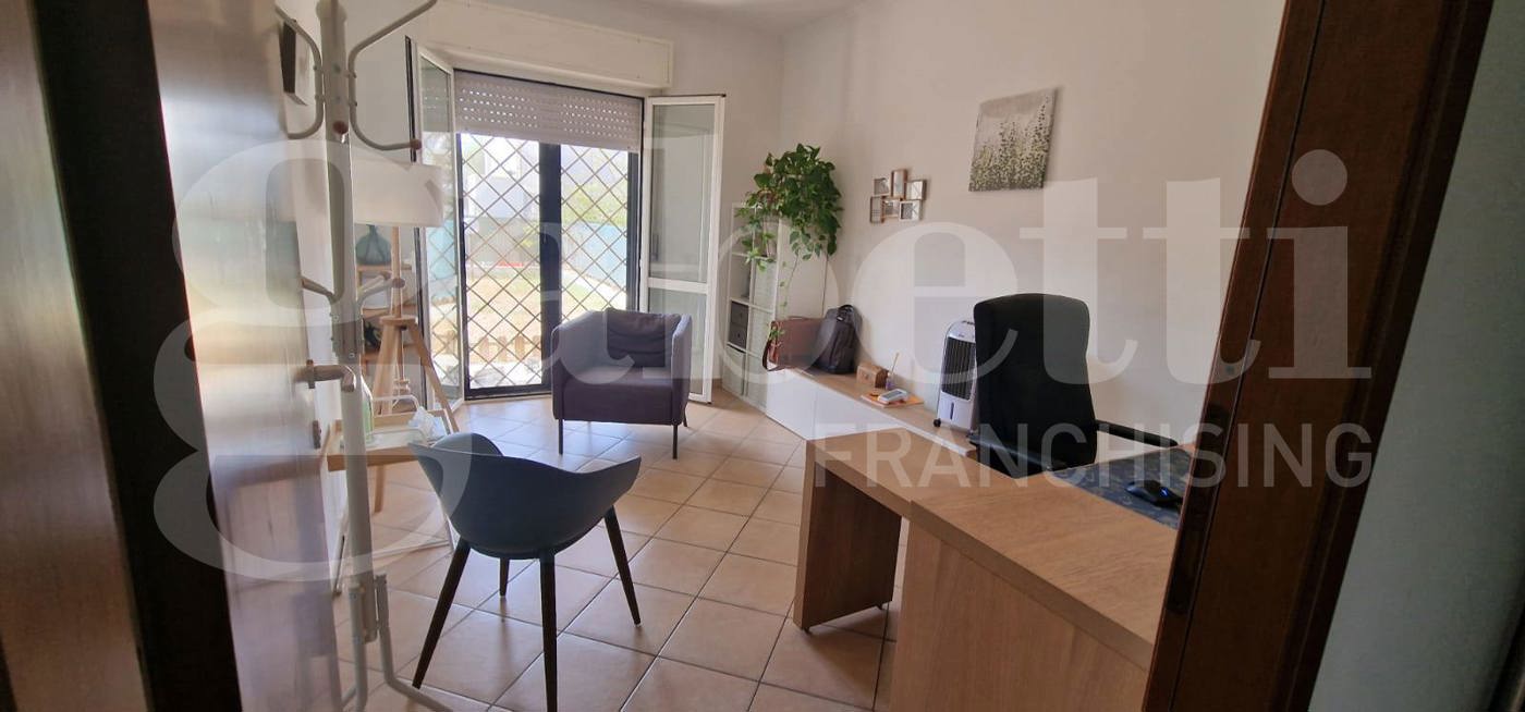 Quadrilocale con giardino a Nettuno