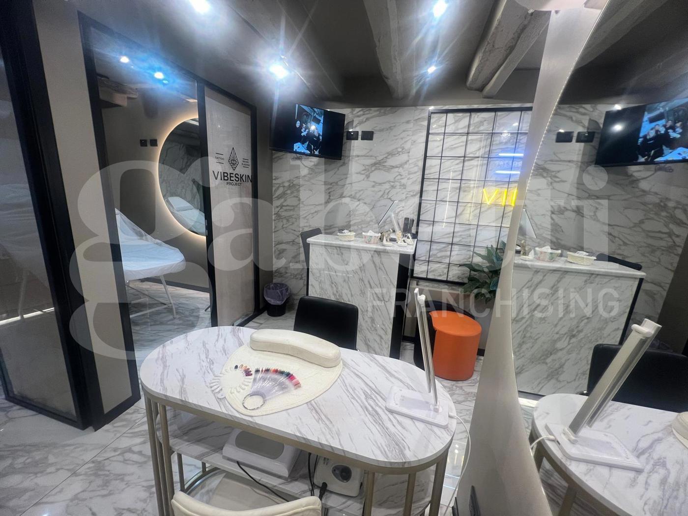 Negozio in vendita a Nettuno