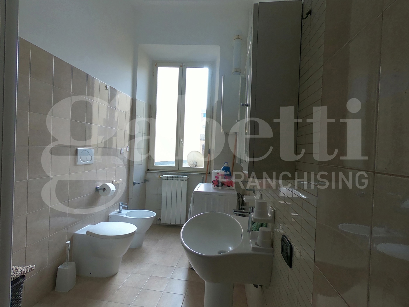 Trilocale arredato in affitto a Nettuno