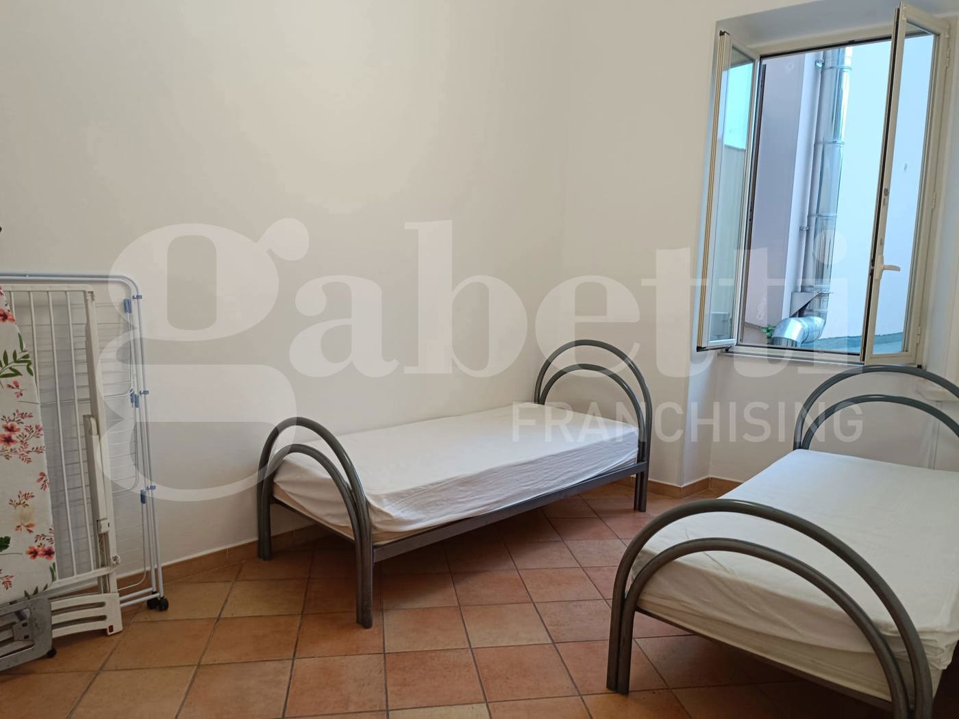 Trilocale arredato in affitto a Nettuno