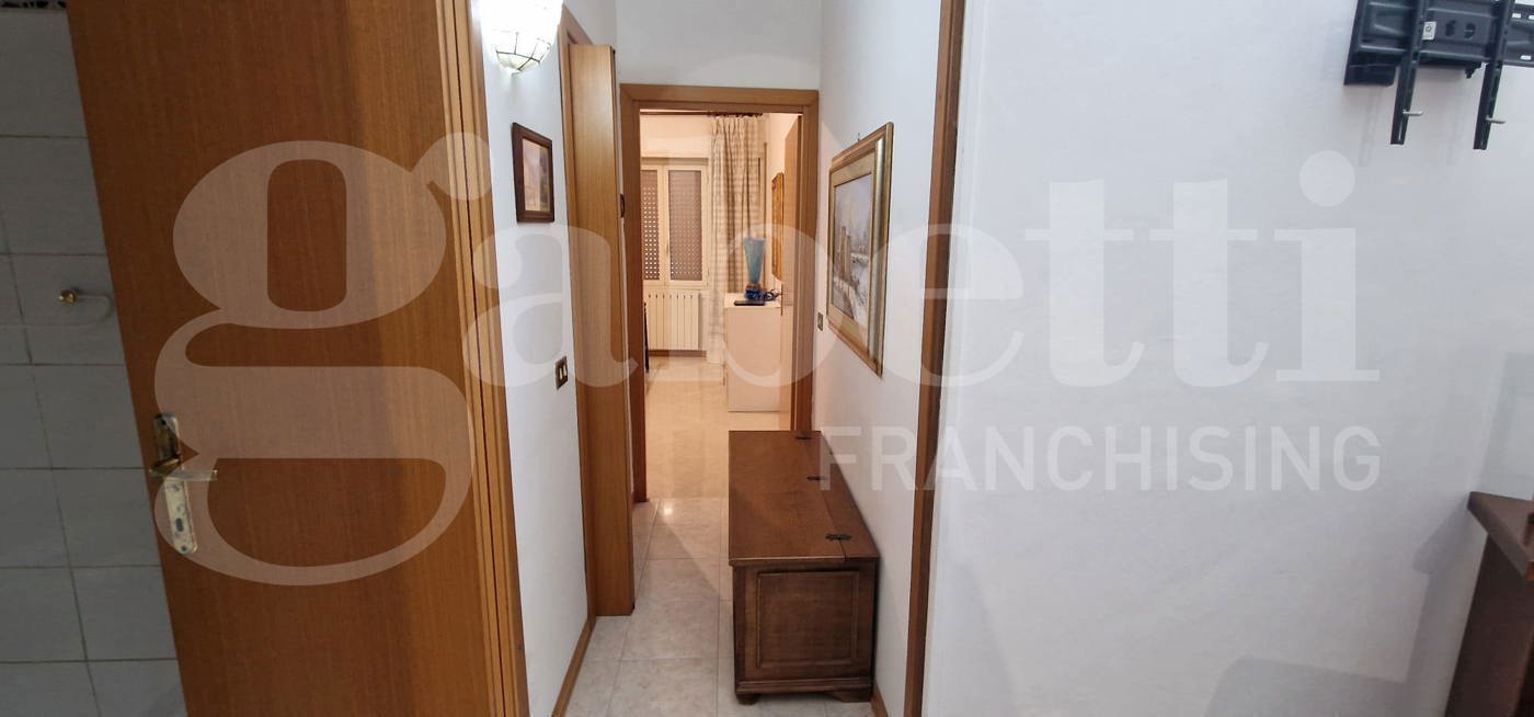 Trilocale arredato in affitto a Nettuno