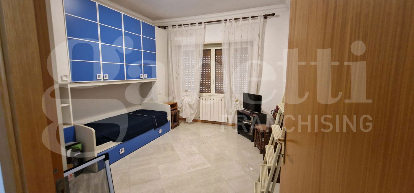 Trilocale arredato in affitto a Nettuno