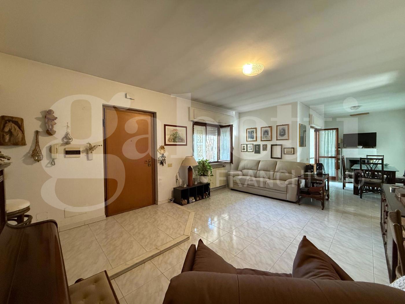 Attico vista mare a Nettuno