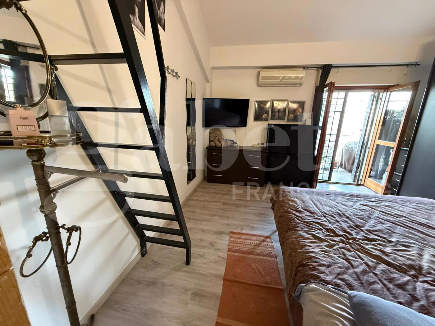 Trilocale con giardino a Anzio