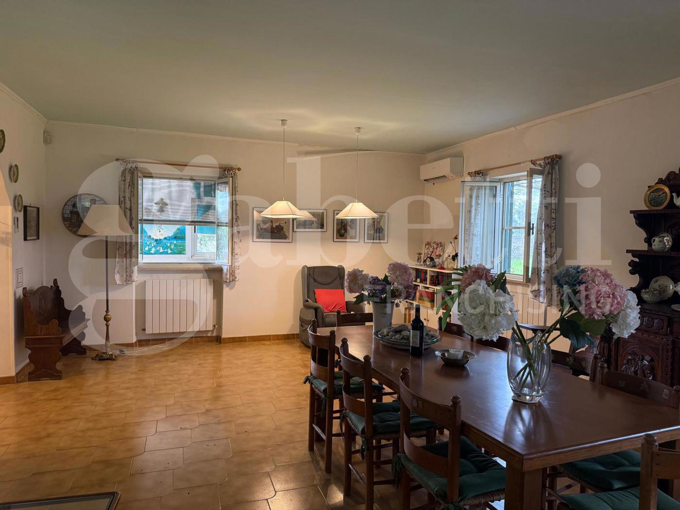 Villa in vendita a Nettuno