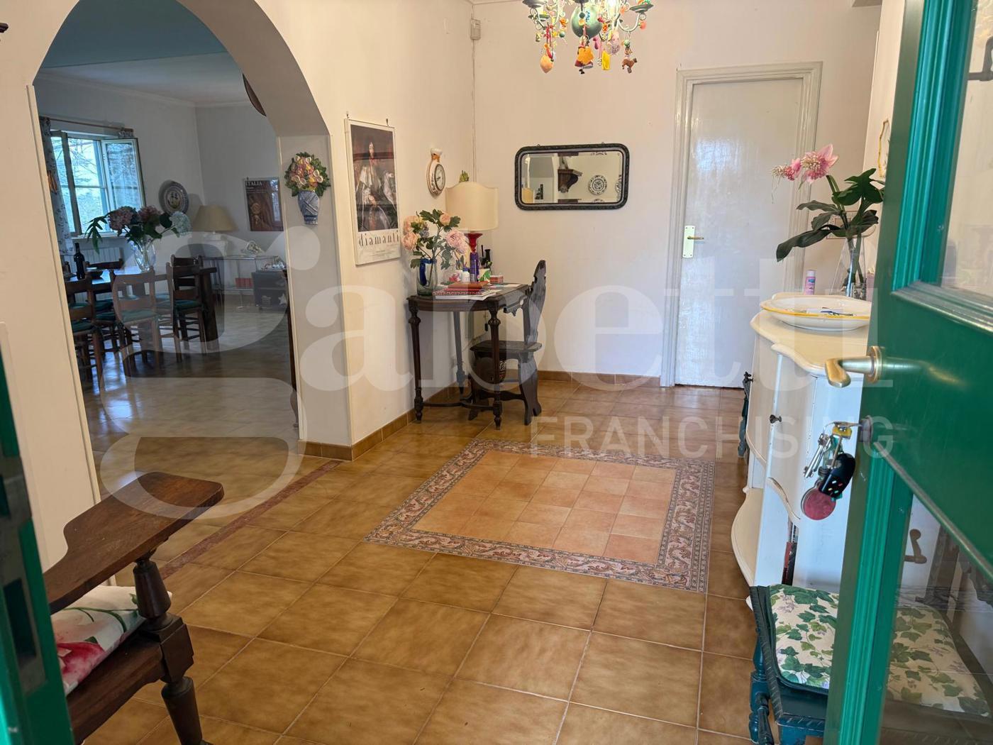 Villa in vendita a Nettuno