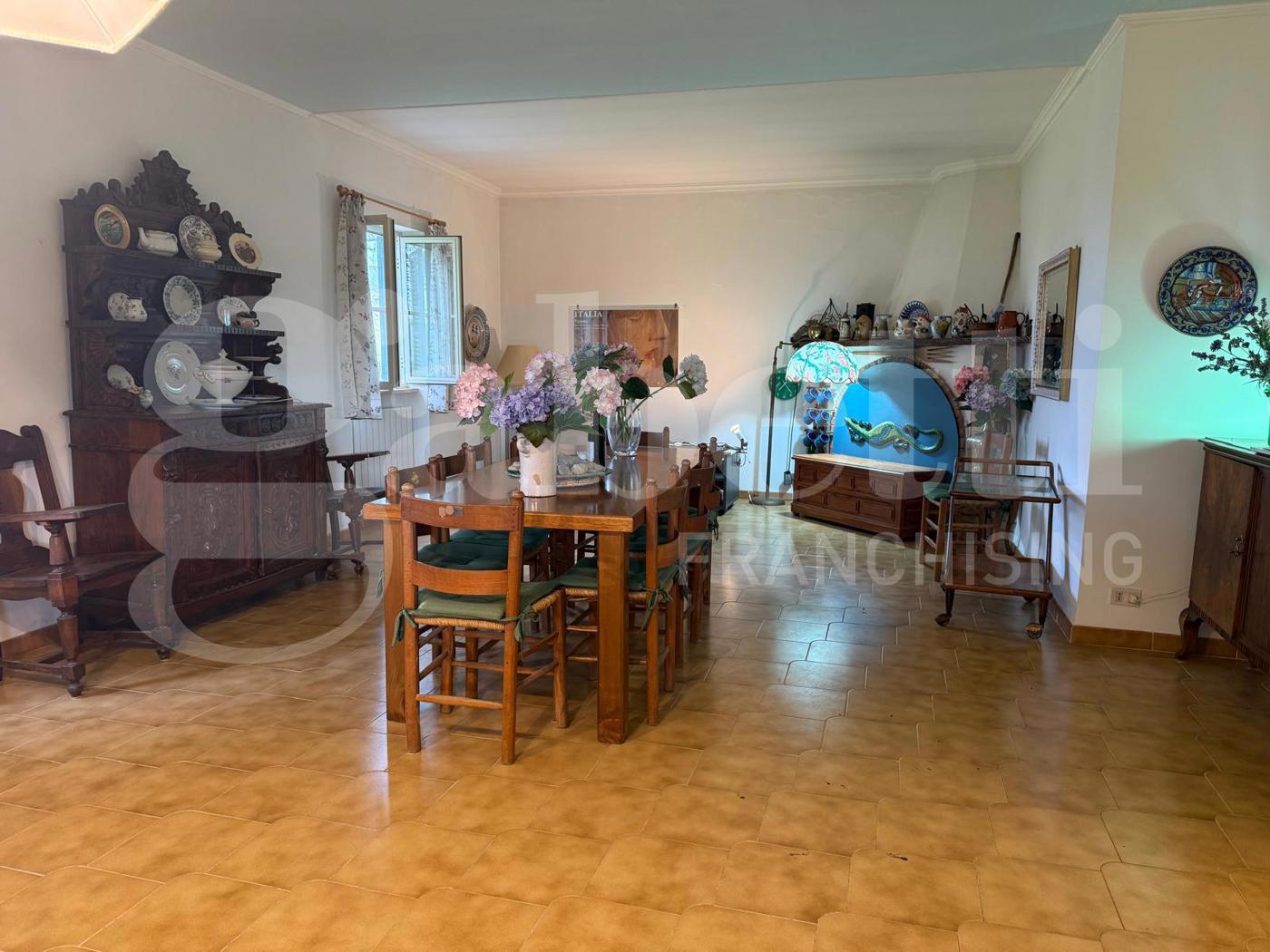 Villa in vendita a Nettuno