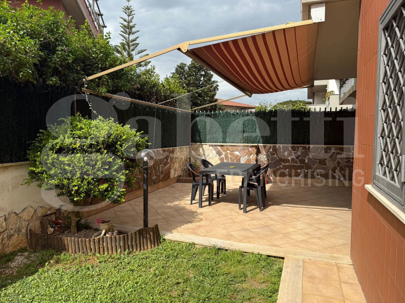 Trilocale arredato in affitto a Nettuno