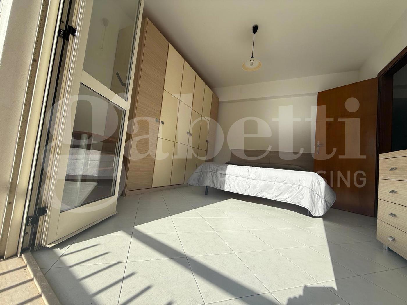 Trilocale arredato in affitto a Nettuno