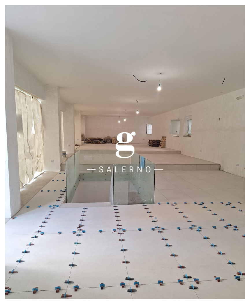 Negozio in affitto a Salerno