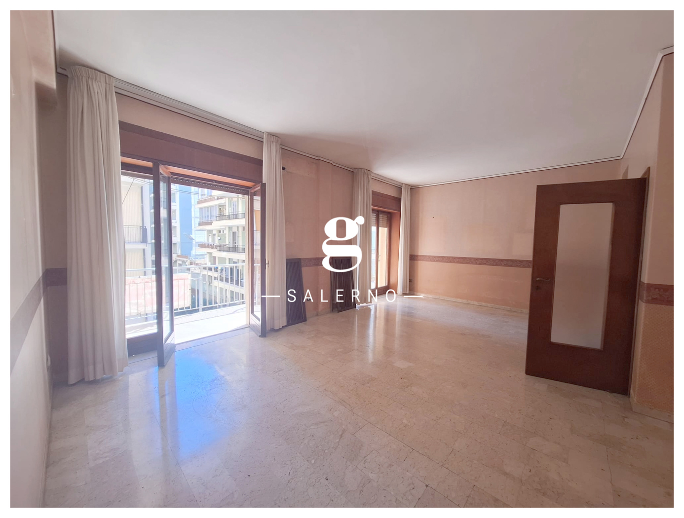 Quadrilocale vista mare a Salerno