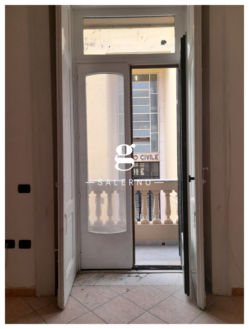 Trilocale in affitto a Salerno