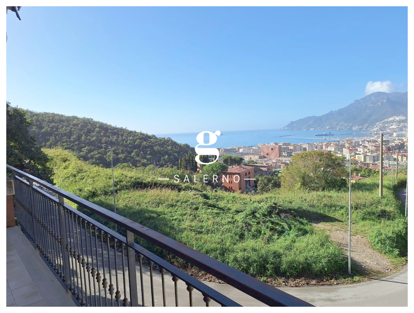 Trilocale vista mare a Salerno