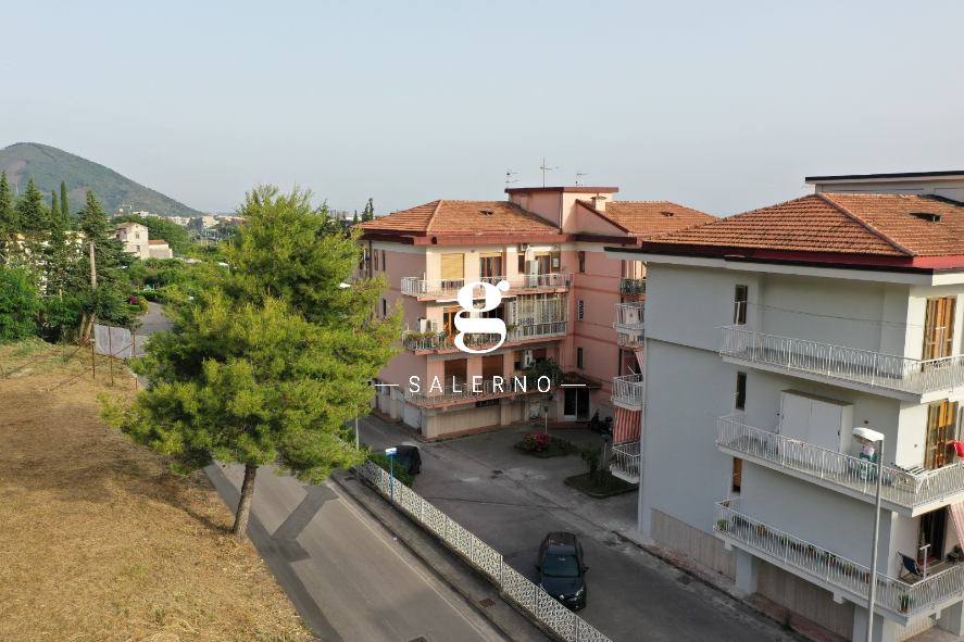 Trilocale nuovo a Salerno
