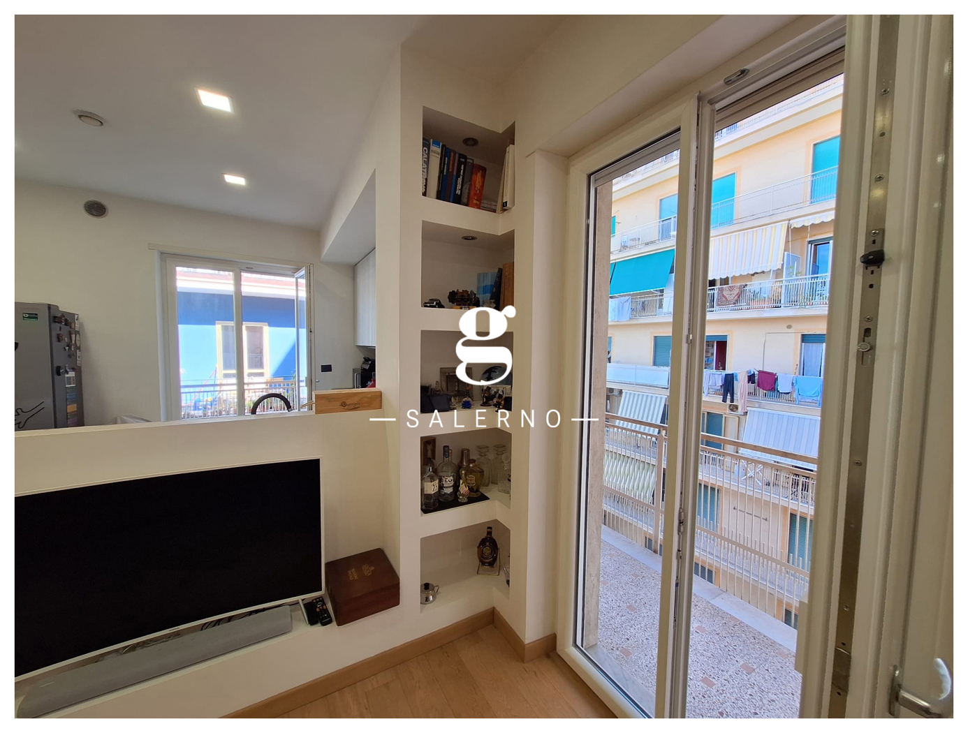 Bilocale arredato in affitto a Salerno