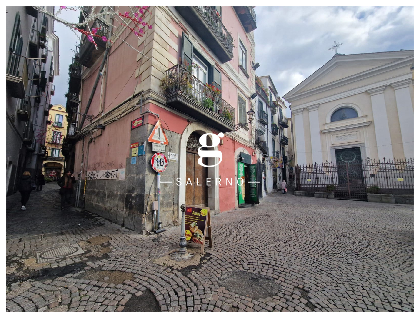 Negozio in vendita a Salerno