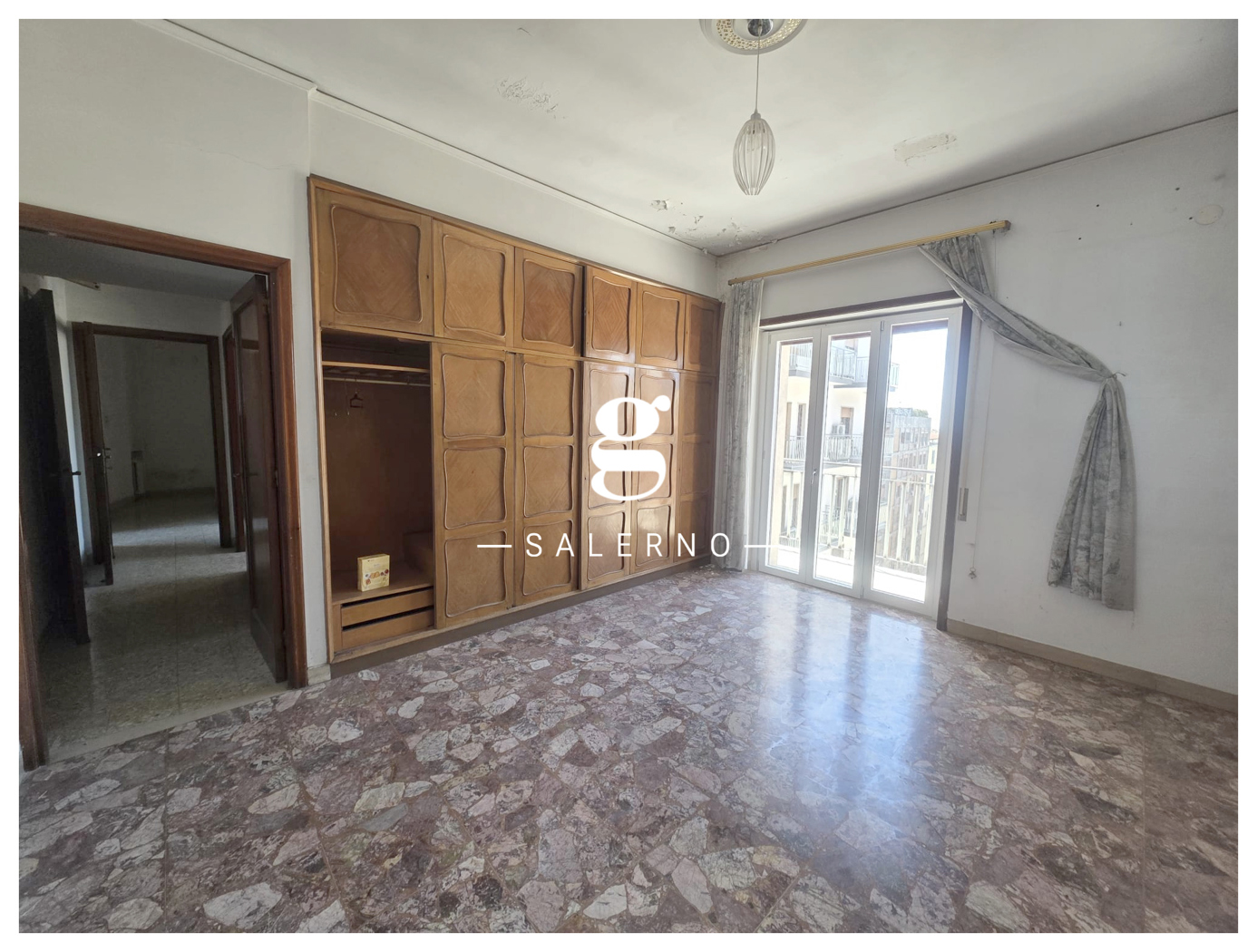Appartamento da ristrutturare a Salerno