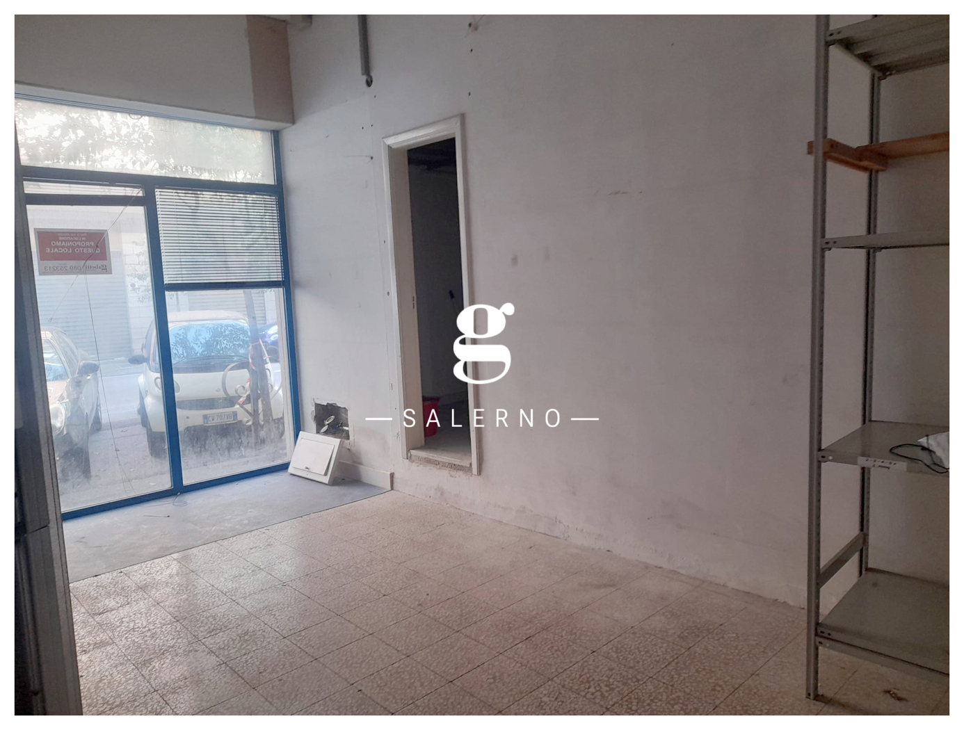 Negozio in affitto a Salerno