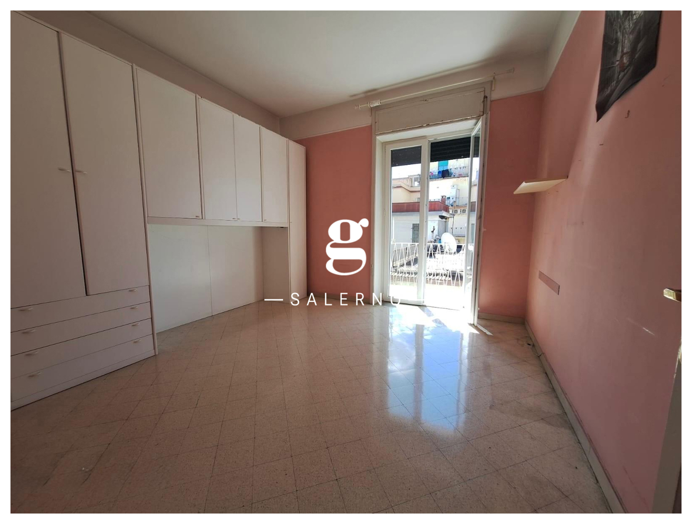 Appartamento in vendita a Salerno