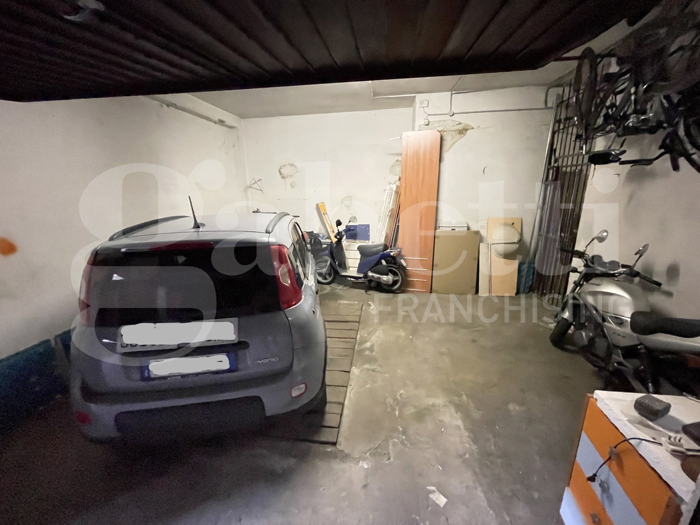 Box/Garage 60mq in vendita a Torino