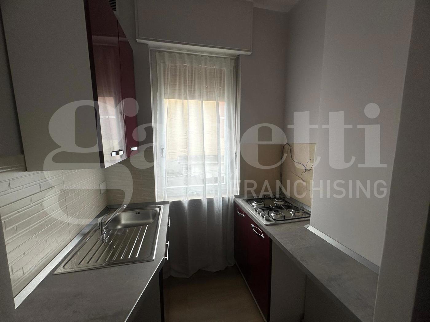 Trilocale arredato in affitto a Moncalieri