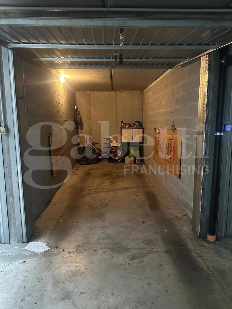 Box/Garage 15mq in affitto a Torino