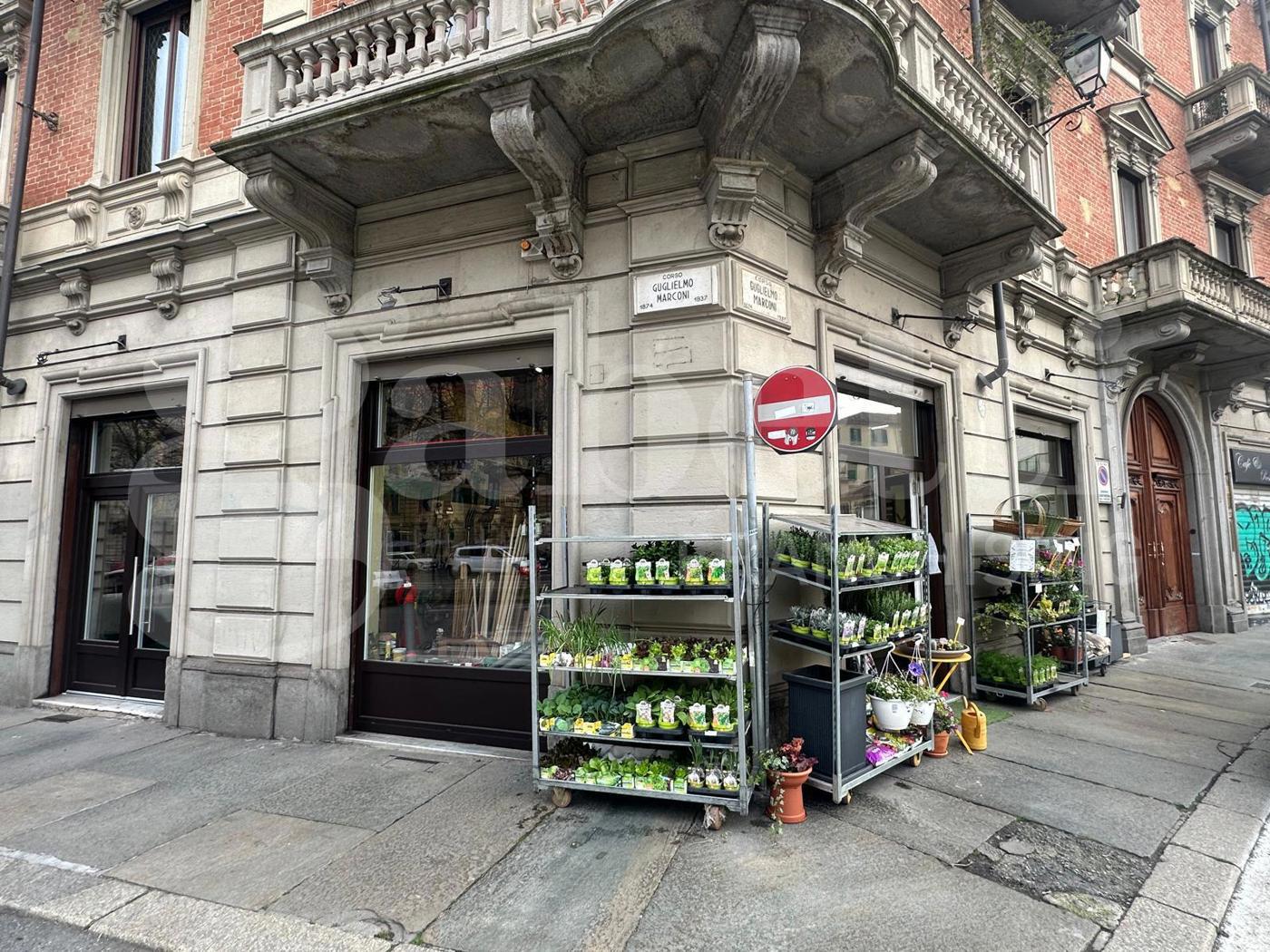 Attivit� commerciale in vendita a Torino