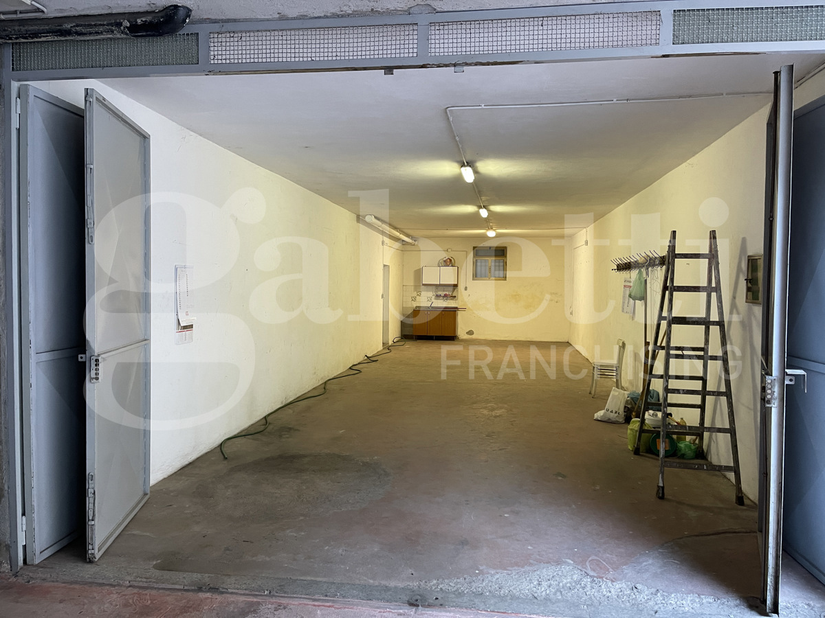 Magazzino in vendita a Torino