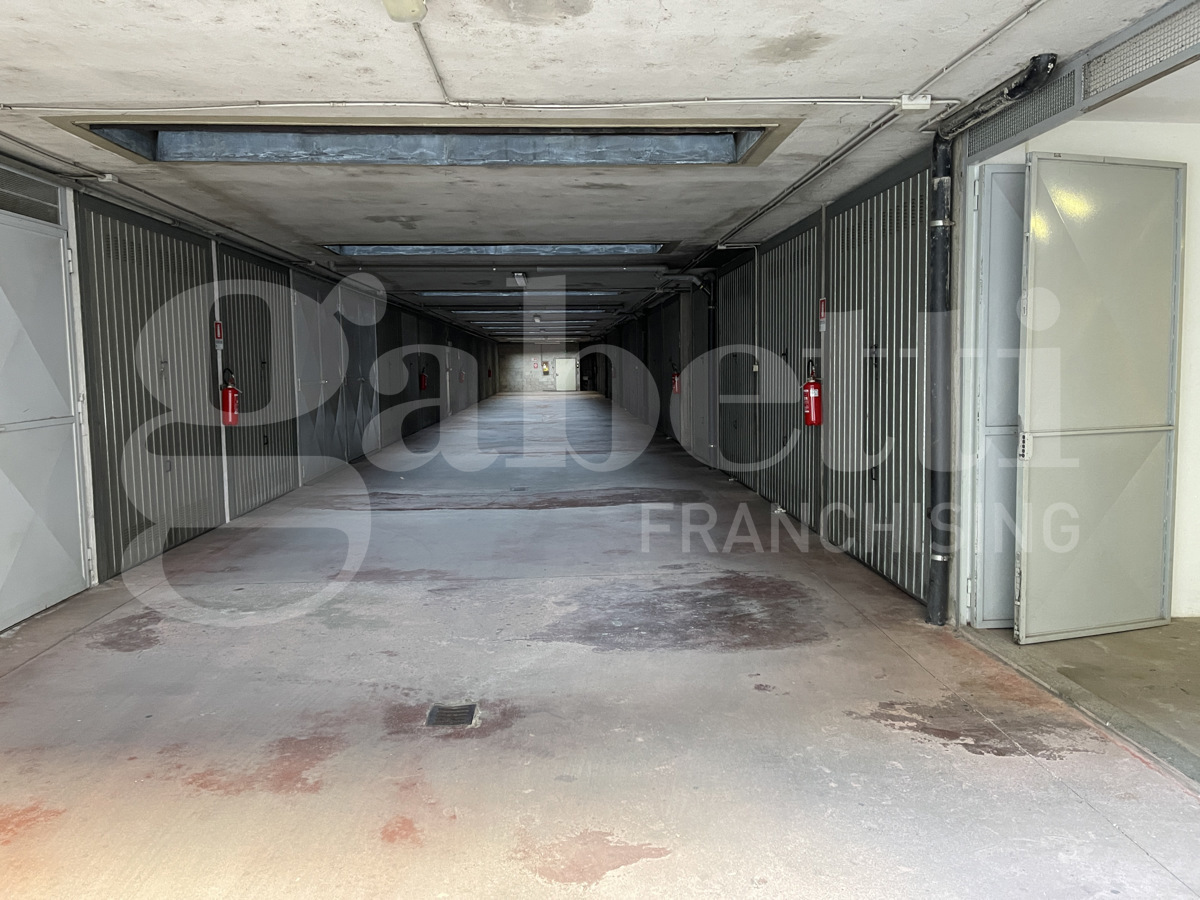 Magazzino in vendita a Torino