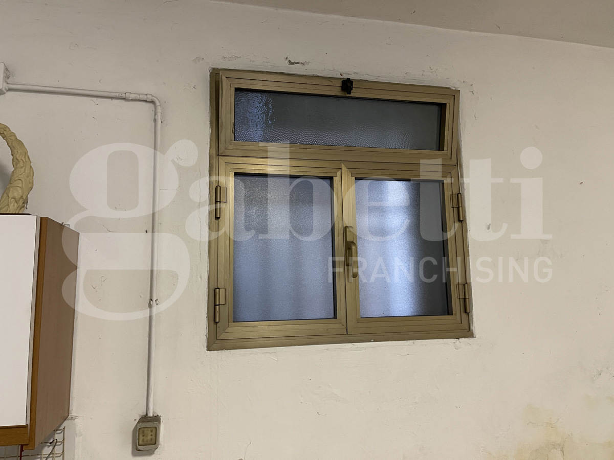 Magazzino in vendita a Torino