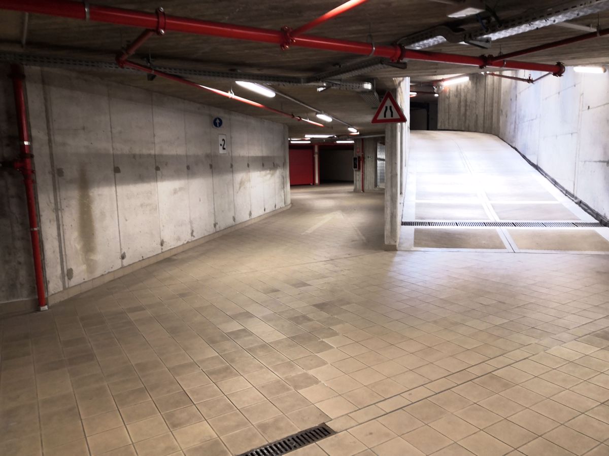 Box/Garage 18mq in vendita a Torino