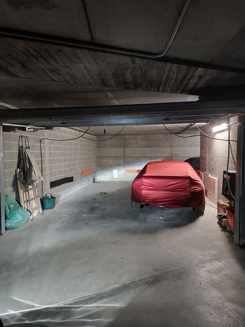 Box/Garage 50mq in vendita a Chieri