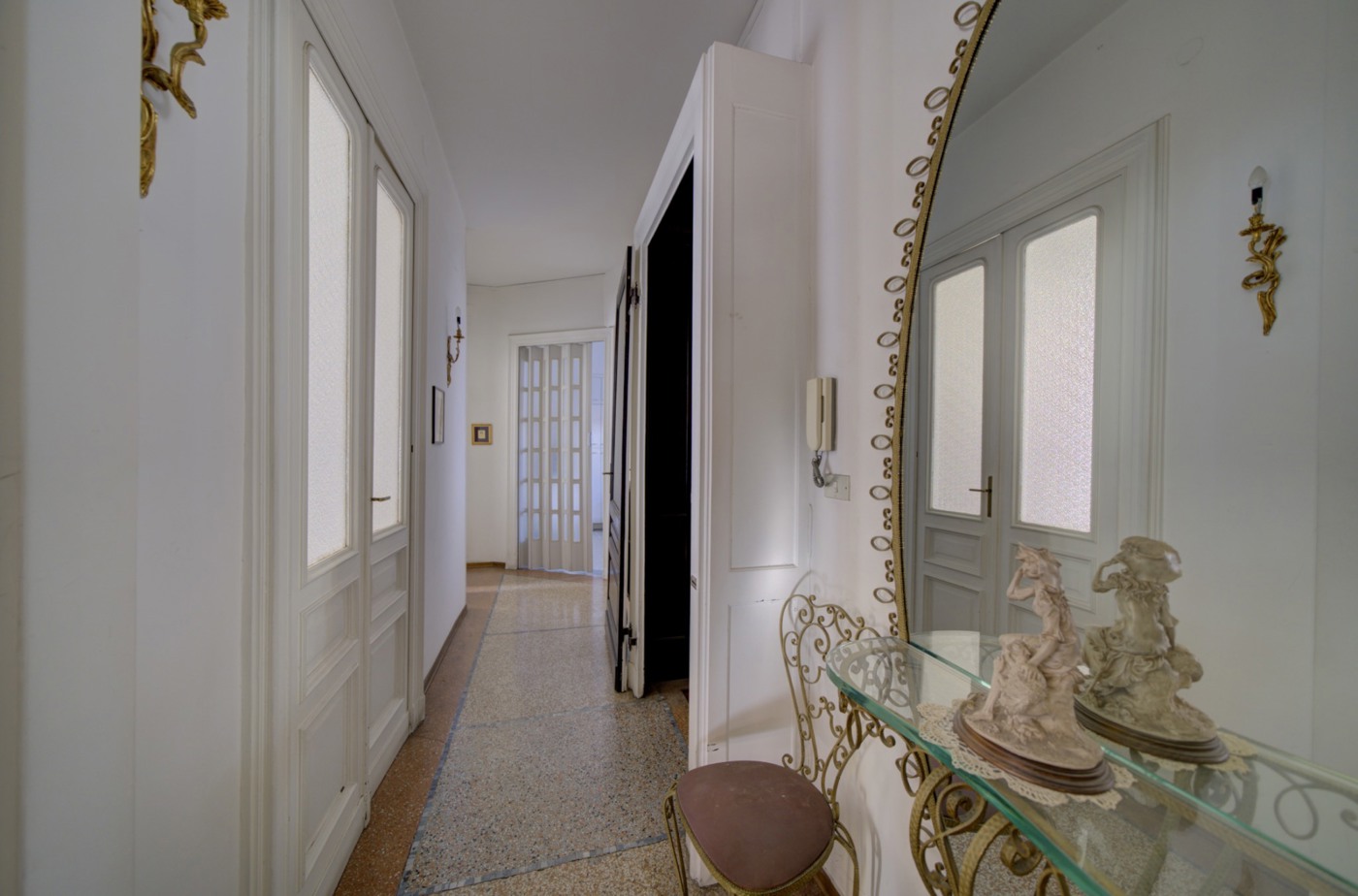 Quadrilocale da ristrutturare a Torino