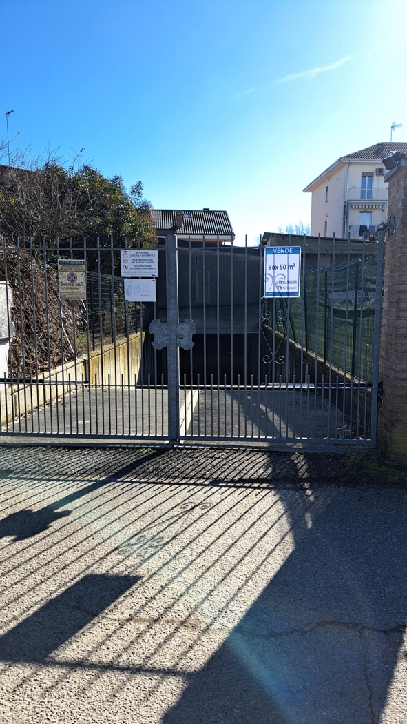 Box/Garage 50mq in vendita a Chieri
