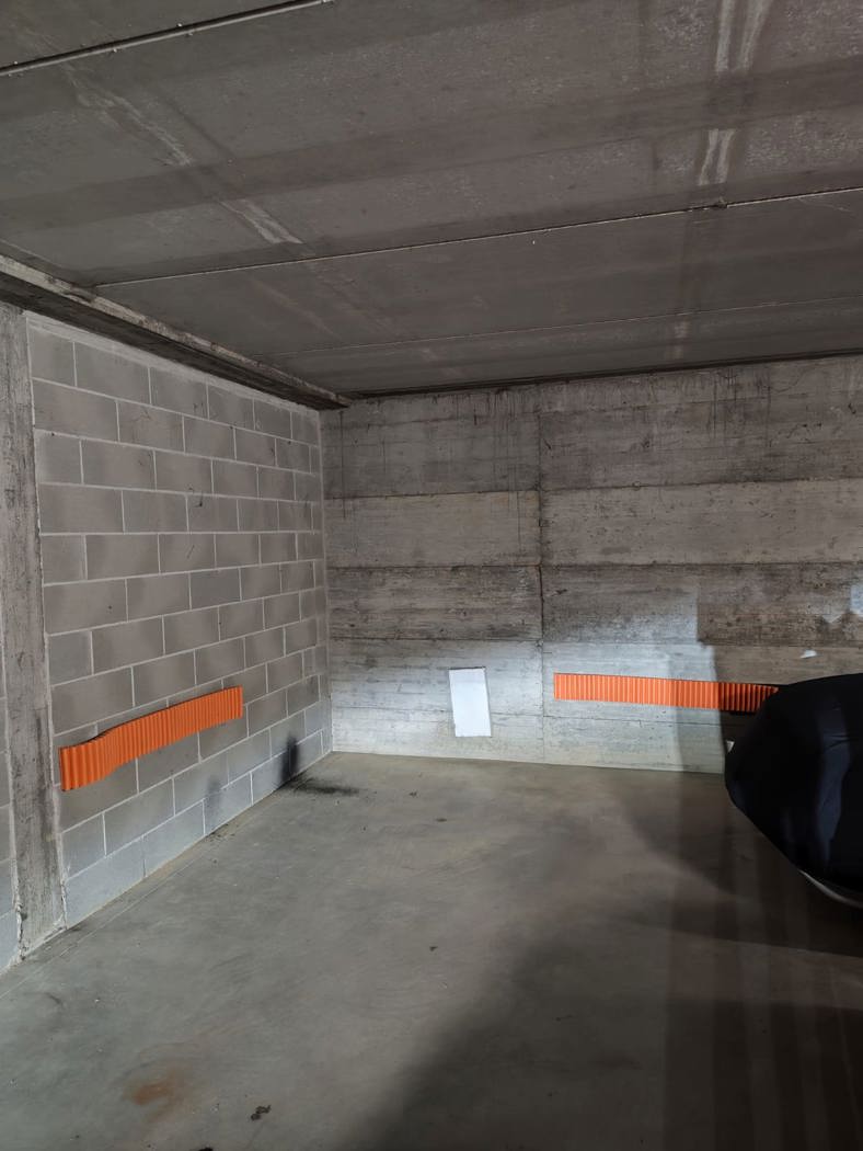 Box/Garage 50mq in vendita a Chieri