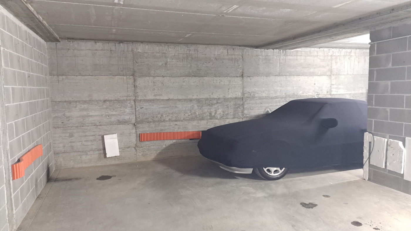 Box/Garage 50mq in vendita a Chieri