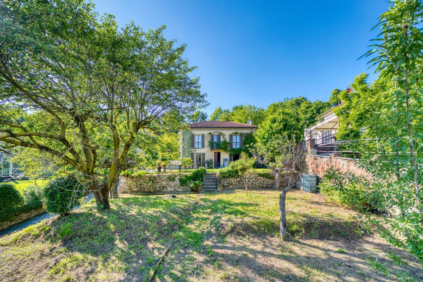 Villa con giardino a Torino