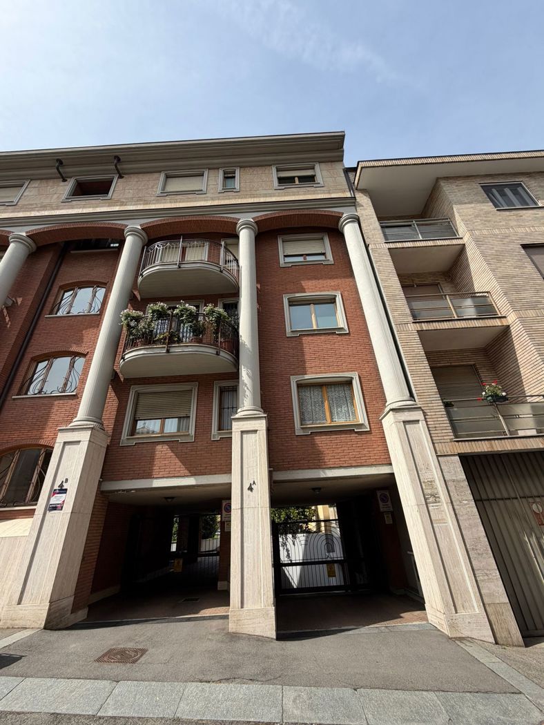 Box/Garage 15mq in affitto a Torino