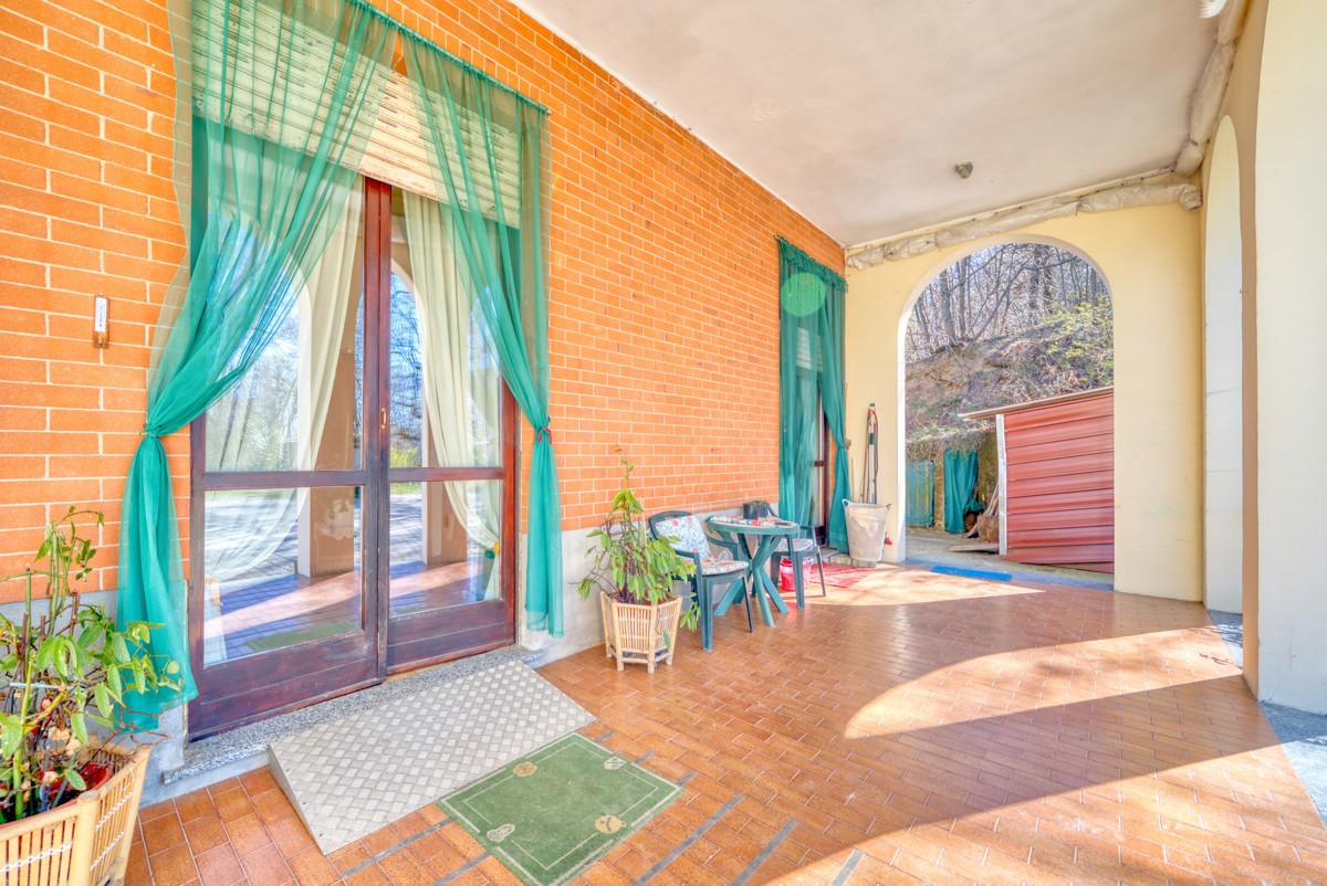 Villa con giardino a Baldissero Torinese