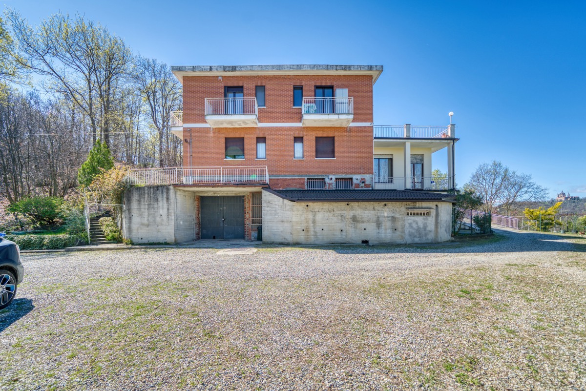 Villa con giardino a Baldissero Torinese