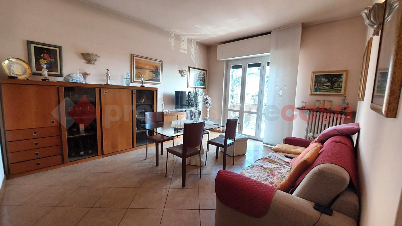 Trilocale con box a Cerro Maggiore